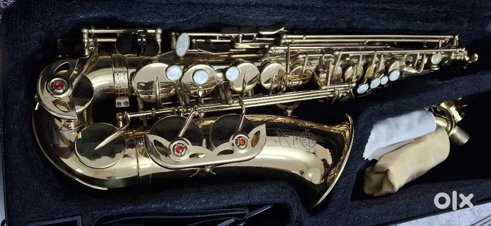 Selmer saxophone