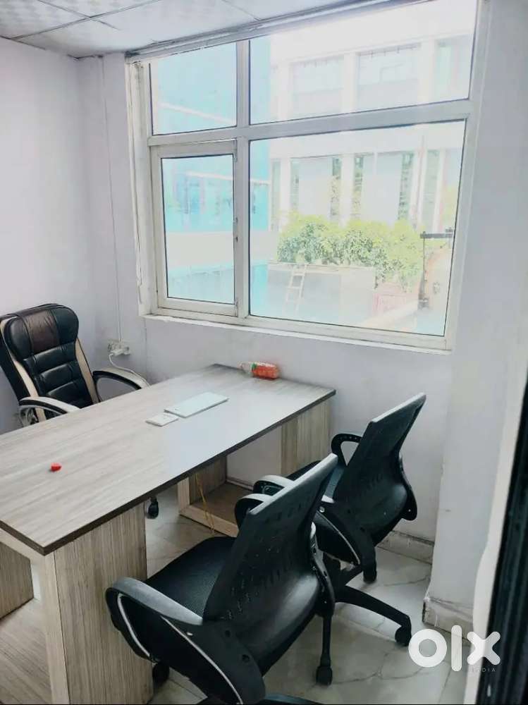 2 cabin 10 12 Workstations luxurious office for rent