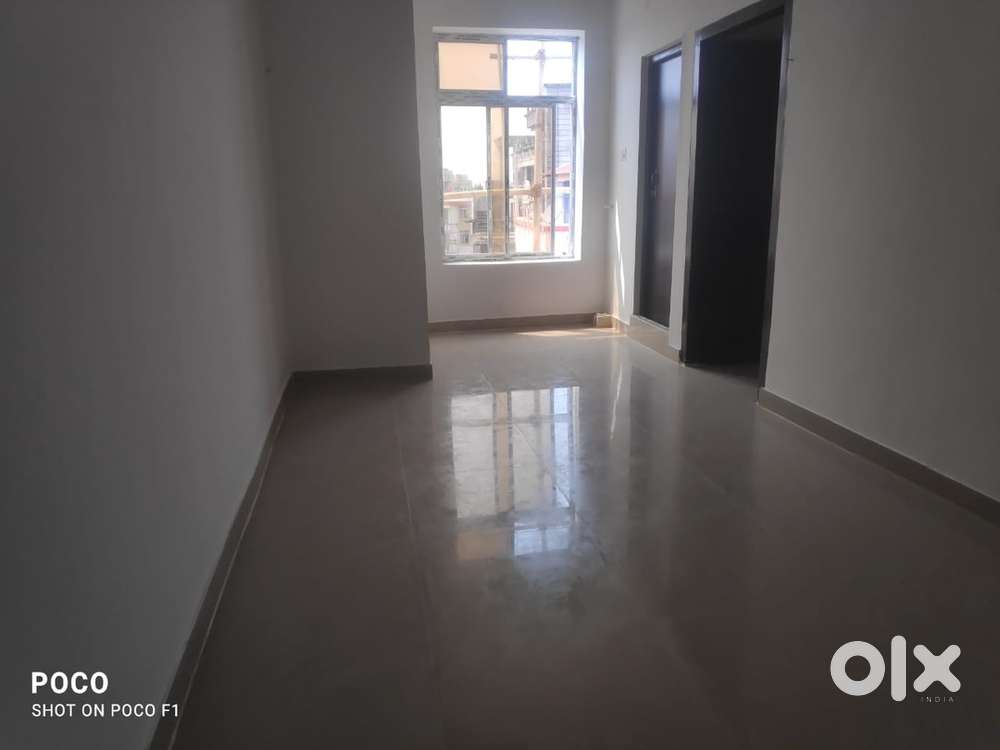 Single 7/8k 1/2bhk Couple frndly 9/10/12k