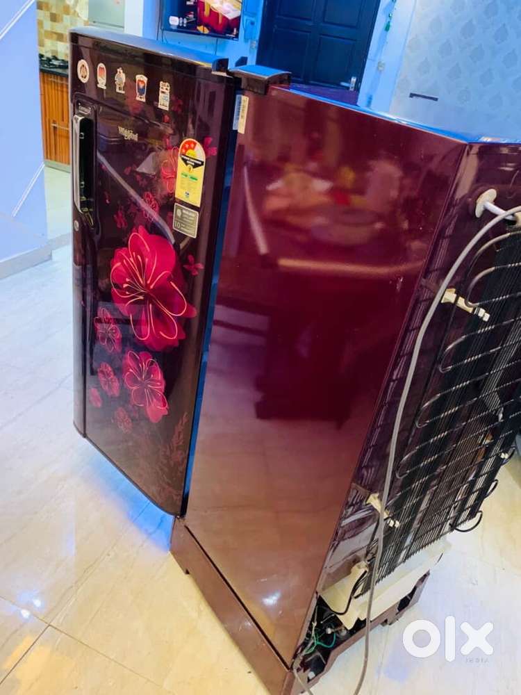 Whirlpool ice magic 190 litres . New condition 2 year use . @ 11,000