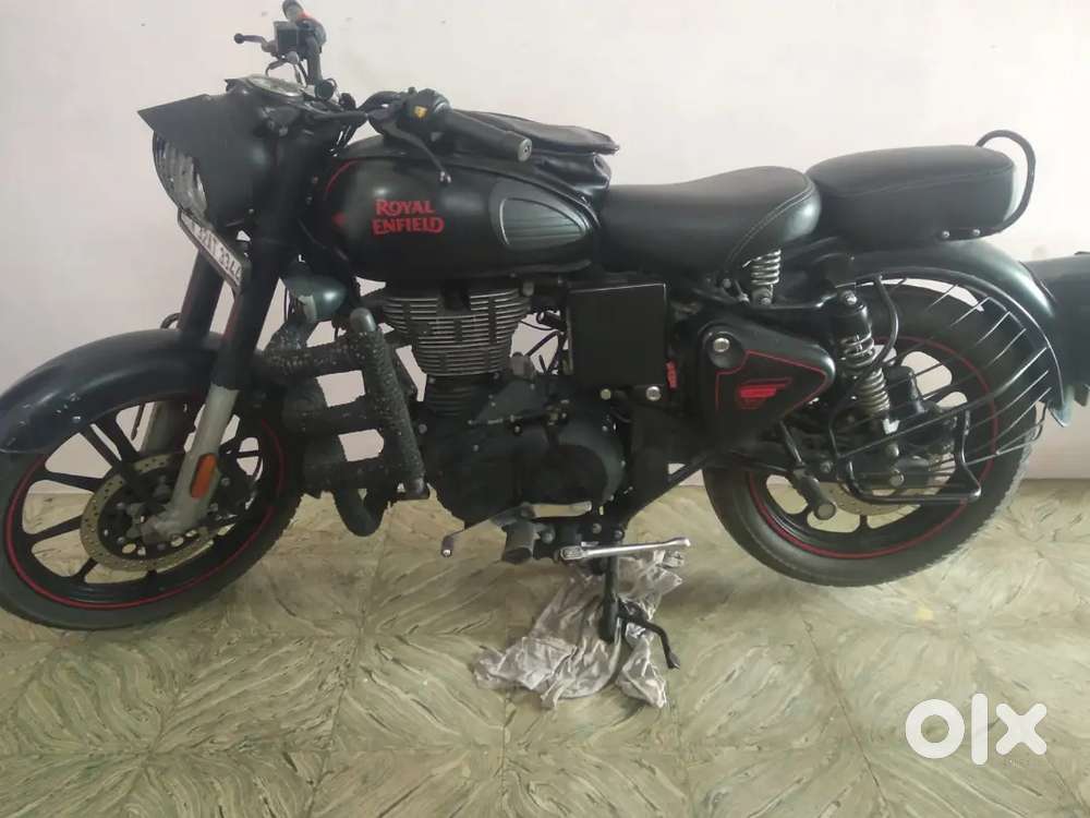 2020 Royal Enfield black color classic 350cc for sale