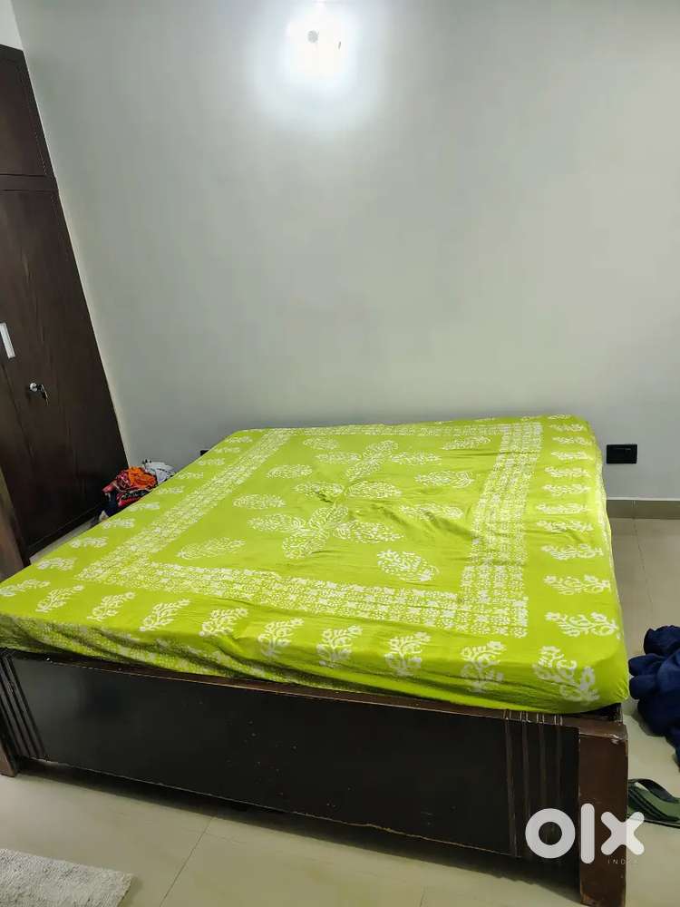 King size bed 2 set