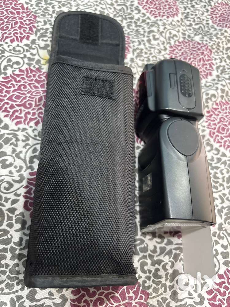 Godox DSLR Flash in excellent condition realry used