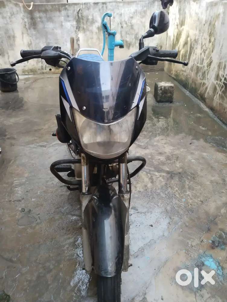 Bajaj ct 100