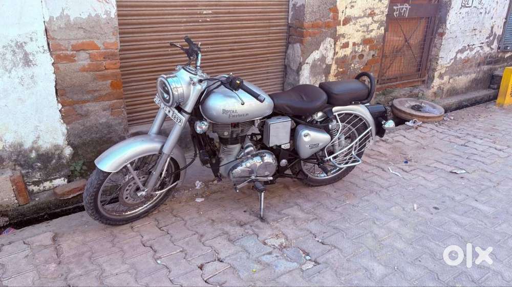 Classic 350 silver