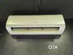 HITACHI A/C - 2 Ton / 3 Star