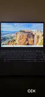 MSI Modern 14 Laptop i5 10th gen 512 SSD