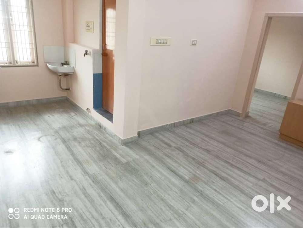 Flat for sale @ Perungalathur