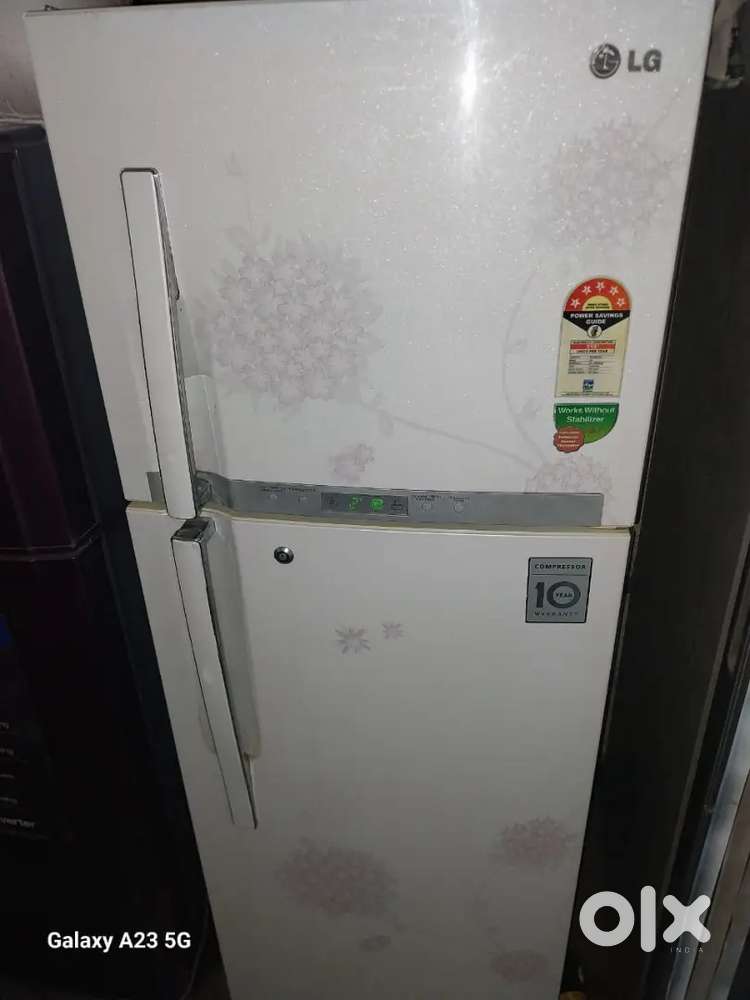 Lg samsung doubme door 330 liters good condition best price available