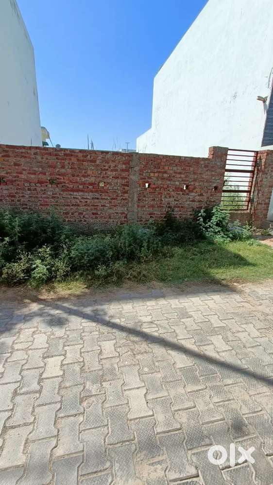 204 Gaj Plot For Sale!!