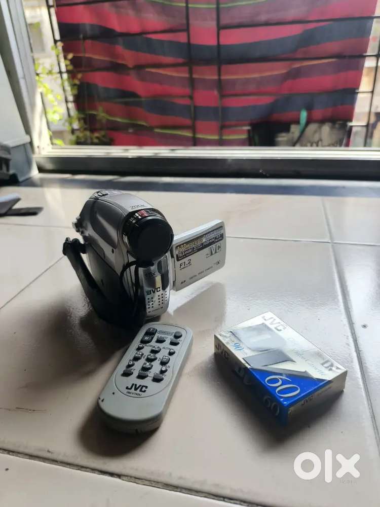 Digital camera antique piece