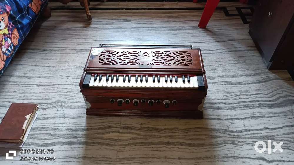 Harmonium Sell