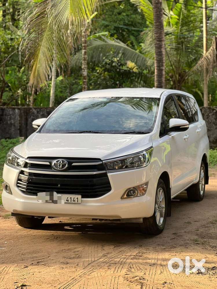 INNOVA CRYSTA 2.8 Automatic