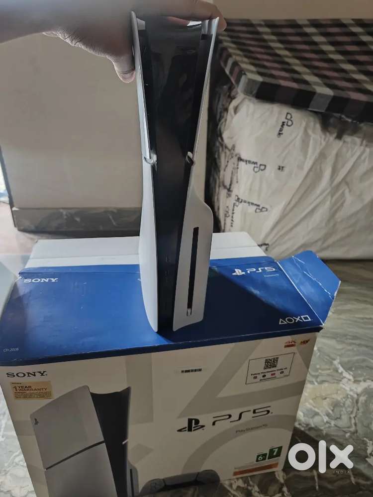 I want to sell my PS5 slim edition only 26 days old