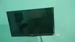 Led tv (28) in black colour