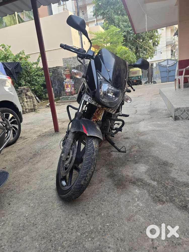 Bajaj Pulsar 150 twin disc