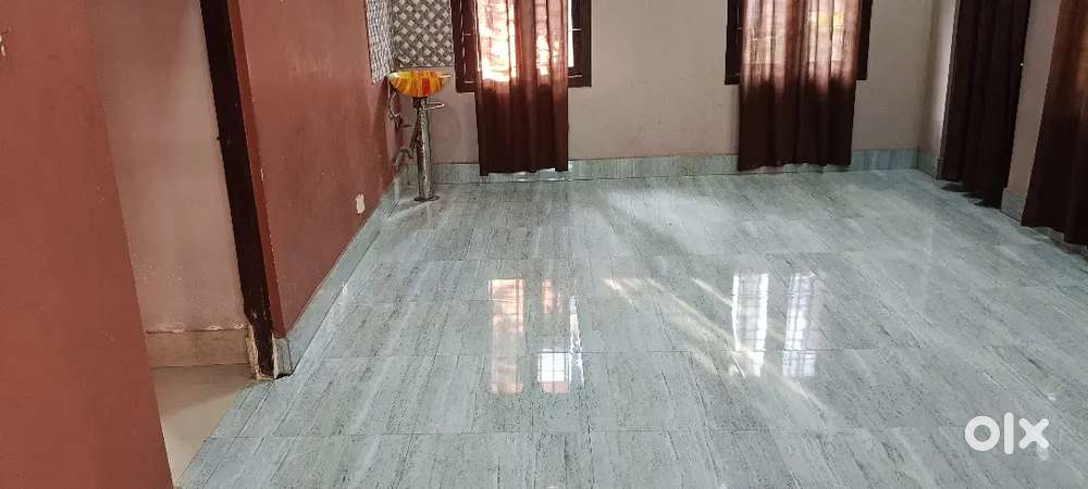 Fully independent tiles floor 2room house at sixmile near main road