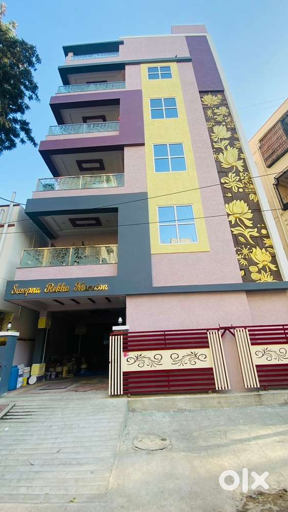 1 year old  individual  3BHK apartment for rent