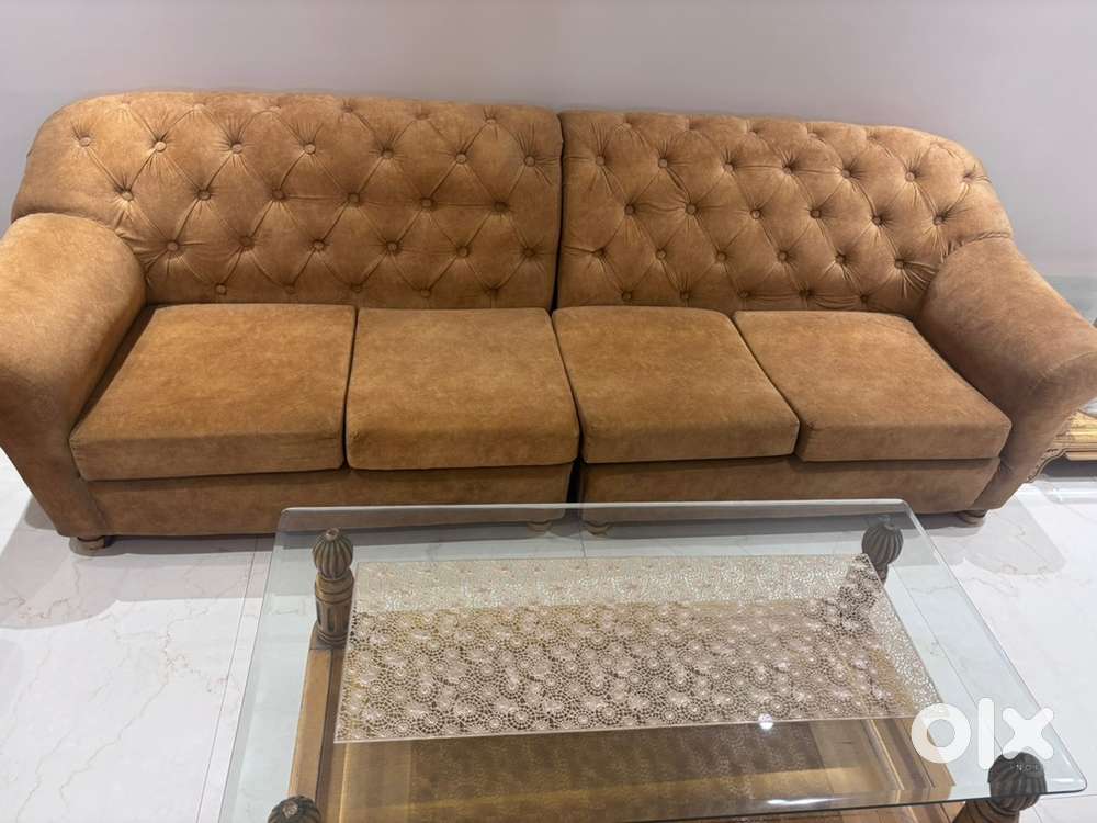 Sofa set and centre table