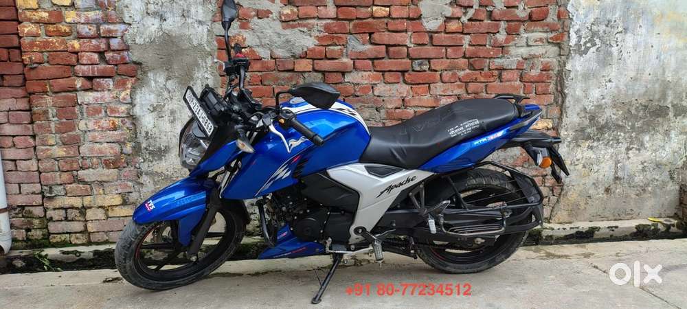 TVS Apache 4V