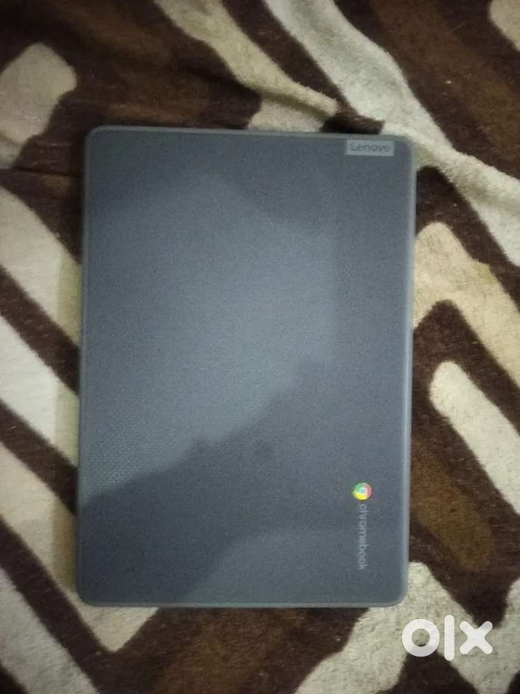 Lenovo chromebook 1 day old
