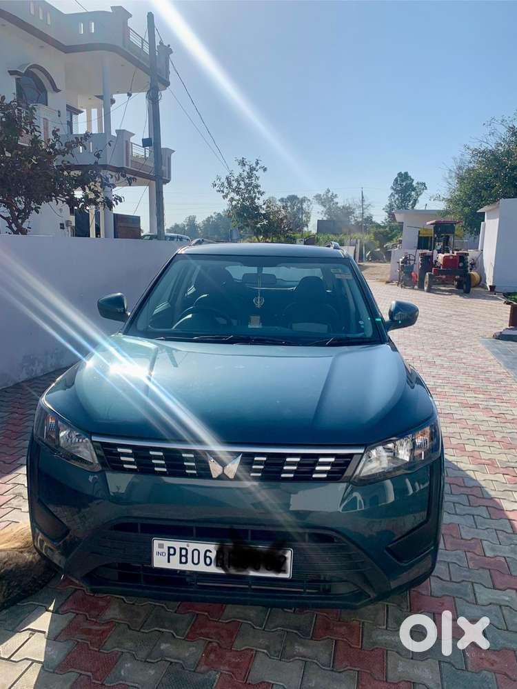 Mahindra XUV 300