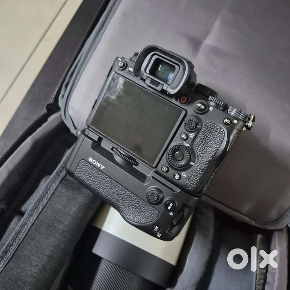Sony A1 camera body as new with 1 tb memory