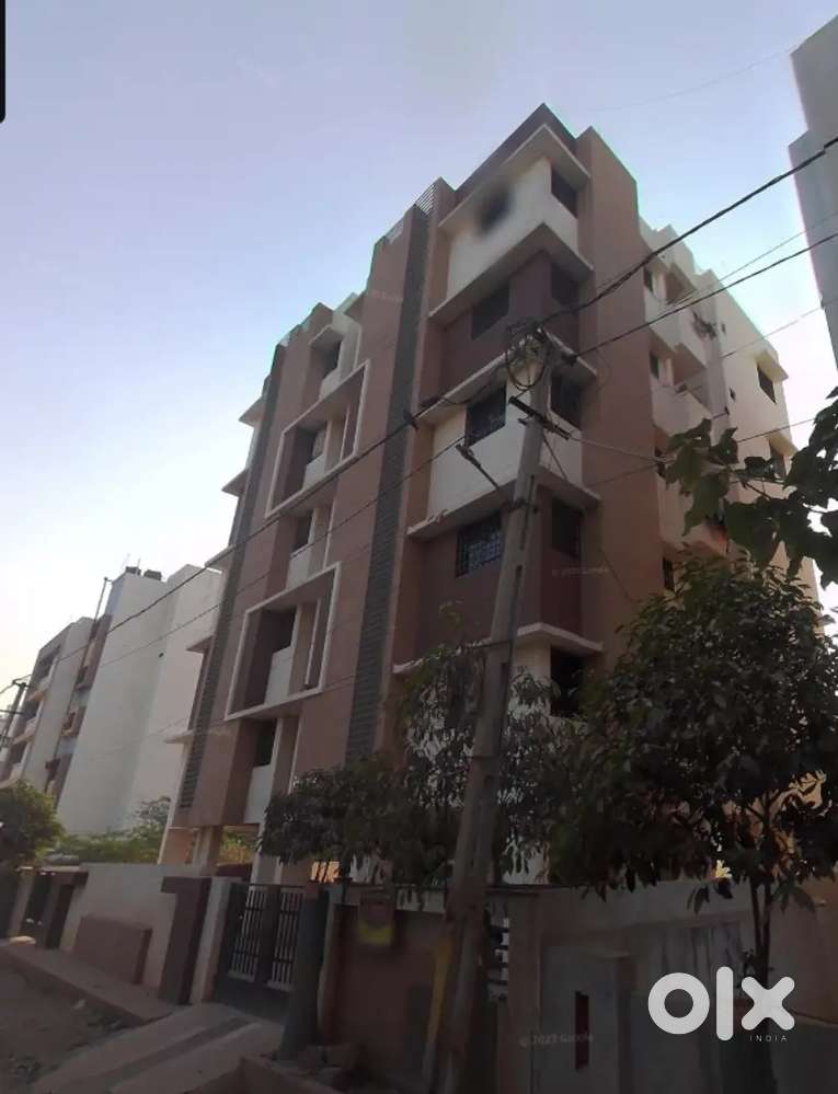 Title clear lonable 2 BHK flat