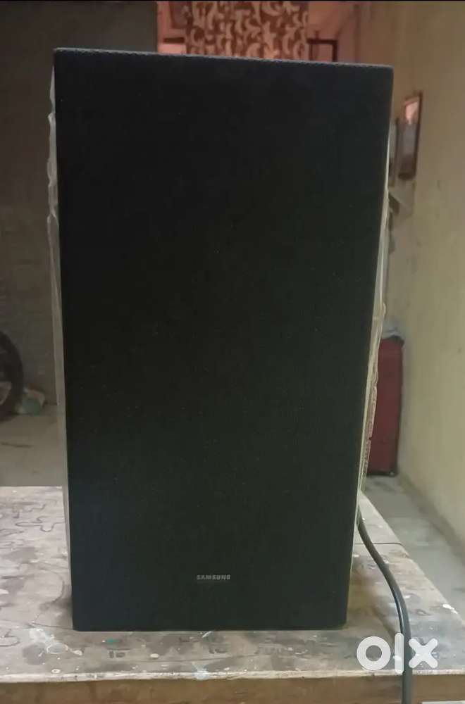 SUMSUNG SOUNDBAR 400W 5.1 CHANNEL