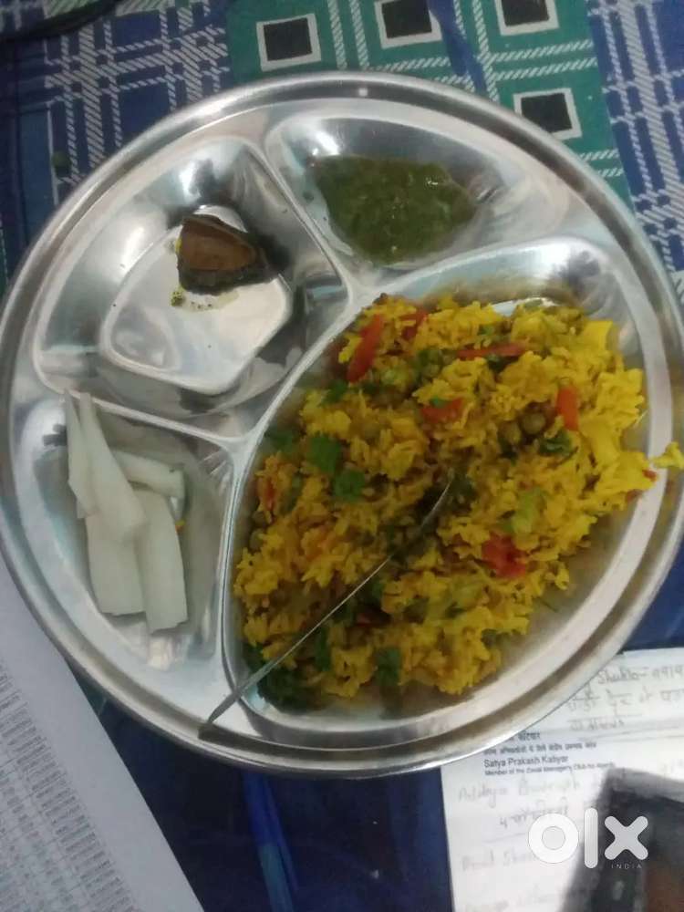 Ghar me khana banane ke liye contact kre