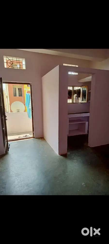 1RK Single room for batchelor