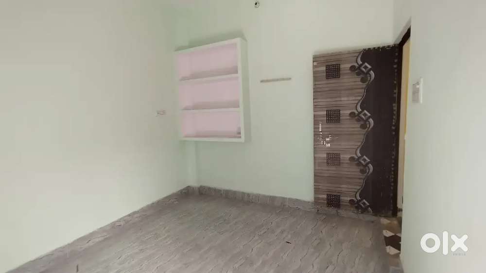 1 Room + Kitchen @5200
