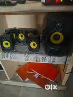 PHILIPS HOME THEATRE 5.1