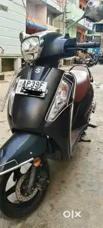 Clean and neat only showroom service