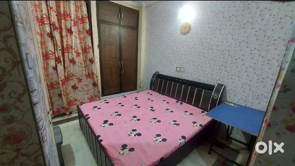 NO BROKERAGE PG GIRLS NEAR METRO 1/2/3 SHARING FURNISHED