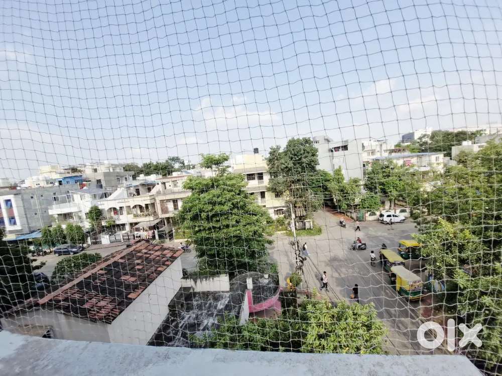 Need a Male flatmate urgently (Veg n sincere aspirant preferred)