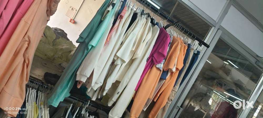 JUNIOR MERCHANDISER WANTED