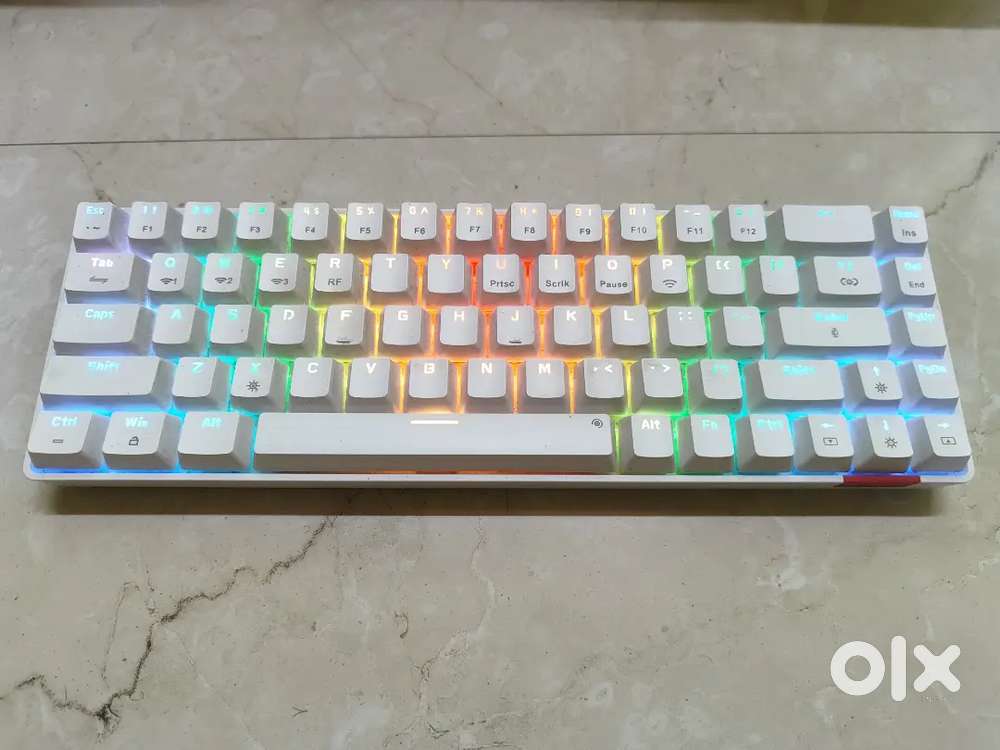Wireless Mechanical Keyboard by Portronics