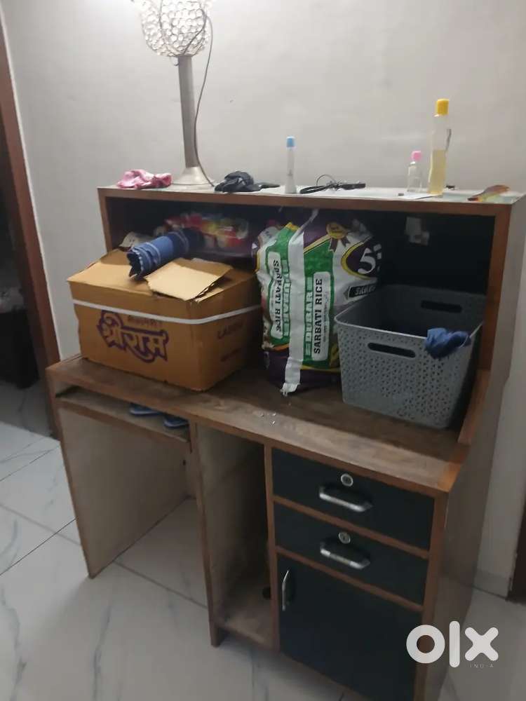 Computer table / Reception table