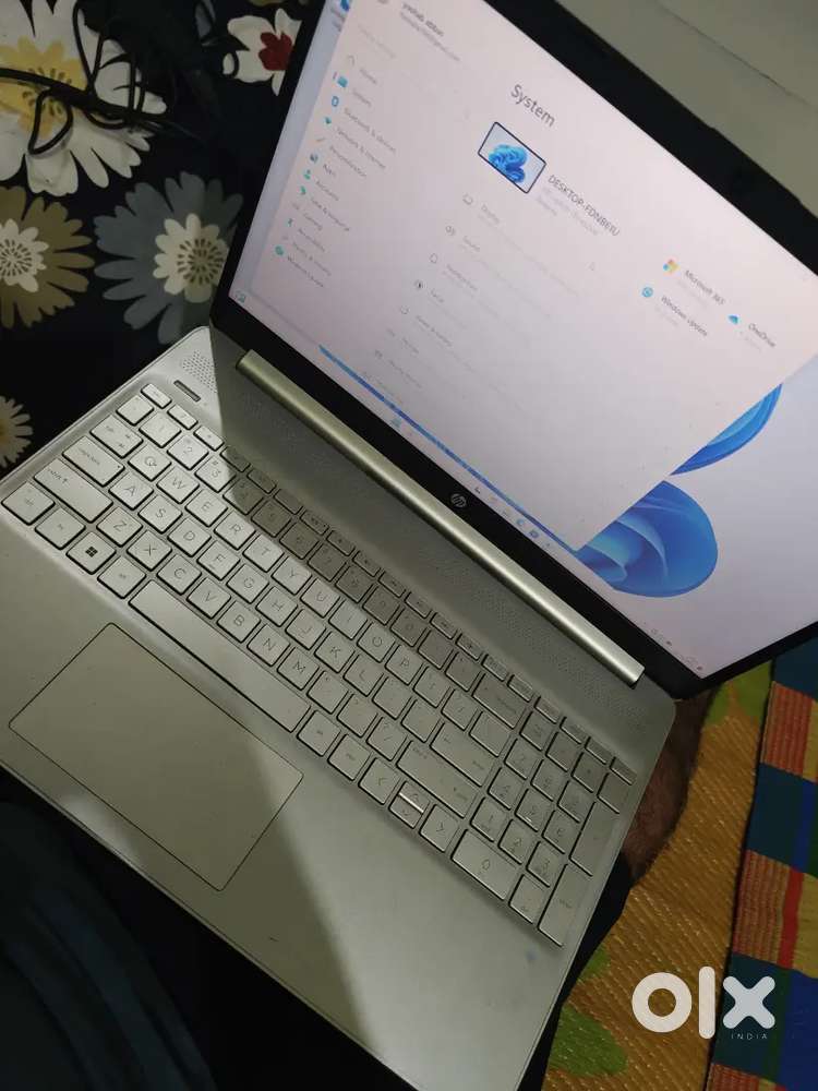 Hp laptop 15s AMD Ryzen3 5u ram 8 rom 256
