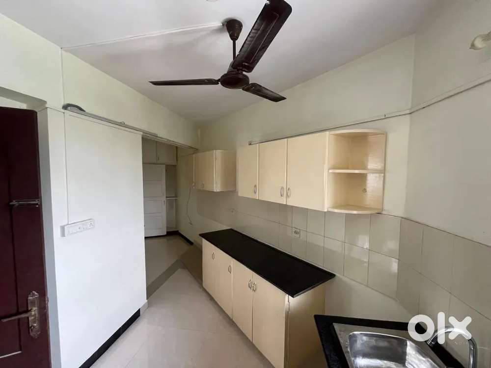 Aluva pumb jn : fully furnished flat 2bhk 6th floor river vew for rent