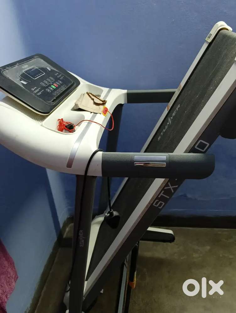 Motorized treadmill