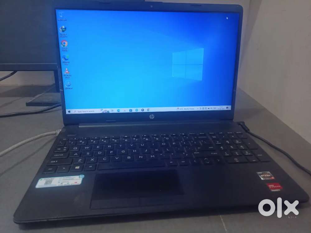 HP 15s AMD Ryzen 3 Dual Core 3250U