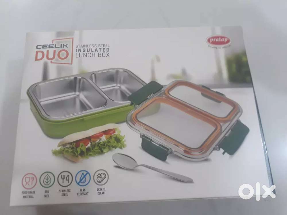 Stainless steel Lunch container with lid & 1 Spoon