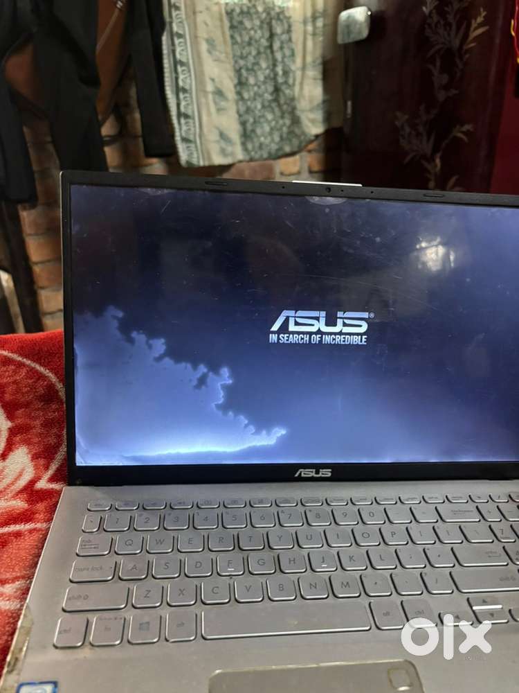 Ashu Vivobook 15 16 gb ram 256gb Ssd  integrated graphic card
