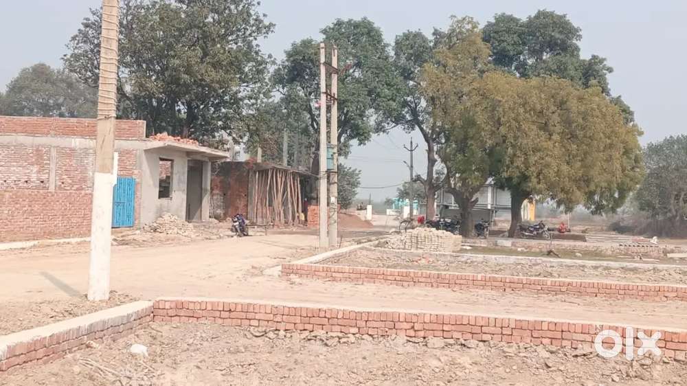 लखनऊ पुलिस मुख्यालय डायल 112 से मात्र 10 मिनट की दूरी पर प्लॉट