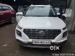 Hyundai Venue 2019 Petrol 61700 Km Driven