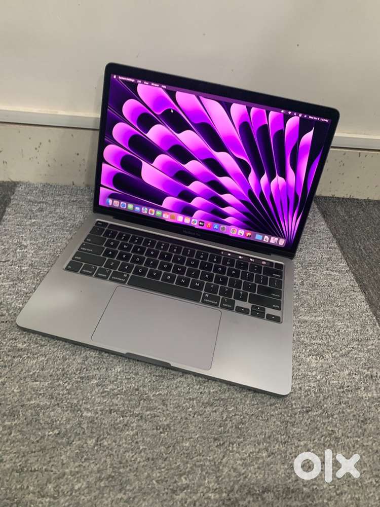 Apple MacBook Pro 2020 (13inch) i7 32GB 512GB Bill & Warranty