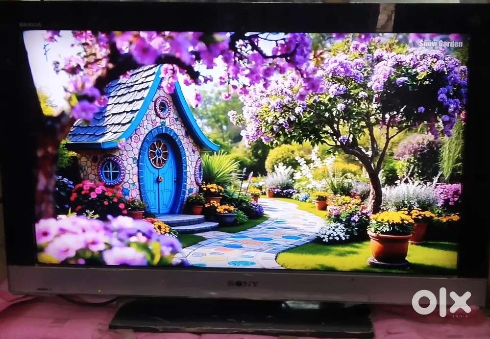 SONY 32lcd tv very exelent condition for sale absolutely Good