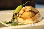 चाट शॉप ,resturent के लिए लड़के की आवश्यकता